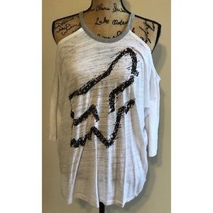 Fun cold shoulder 3/4 length T-shirt by Fox